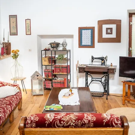 Vakantiehuis Rustic House In Vipava Valley Lozice