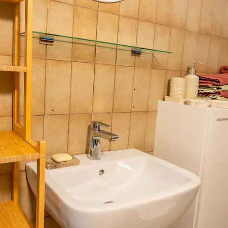 Holiday home Rustic House In Vipava Valley Lozice