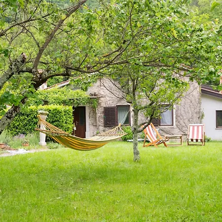 Rustic House In Vipava Valley Lozice